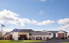 Hampton Inn  3*